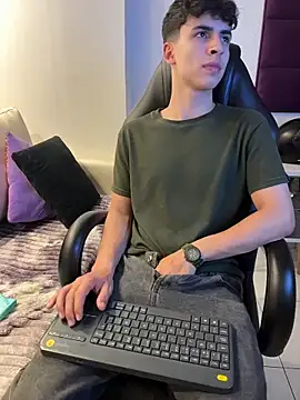 AdrianRinaldi webcam