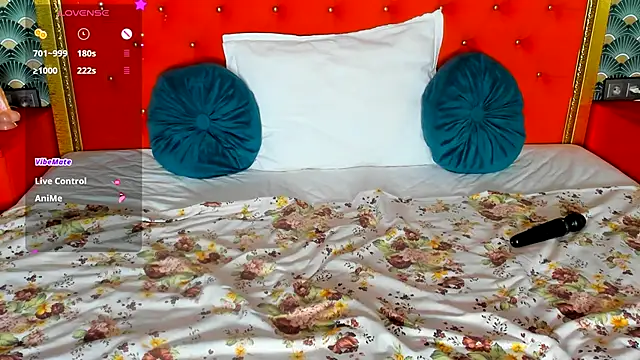 VallerieJones webcam