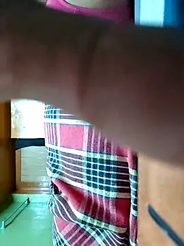 Webcam Model (Tamilnandhini)  is live.Free join now!