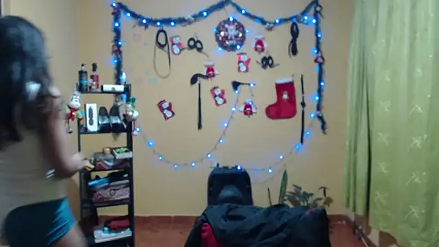 Violet_And_Smith webcam