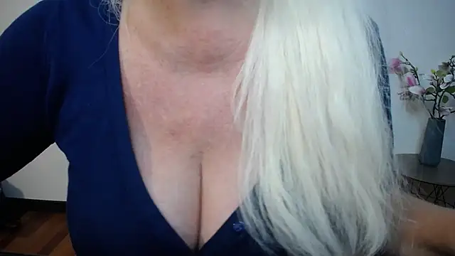 BlondyLeeBest webcam