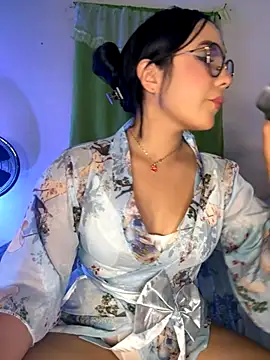 Webcam Model (sacha_torres02)  is live.Free join now!