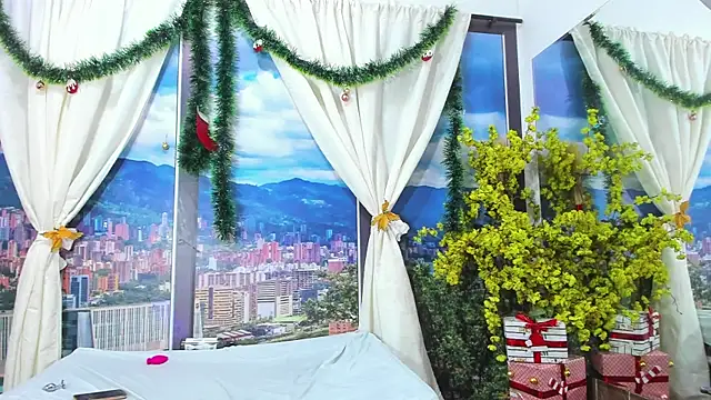 StellaAndTyler webcam