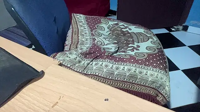 veilofstrength webcam