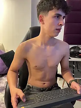 AdrianRinaldi webcam