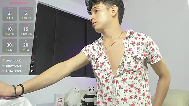 Benjamin_Buster webcam