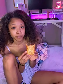 Webcam Model (rubywithpearls)  is live.Free join now!