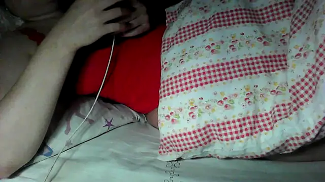 Alma_Evelynne webcam