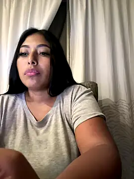 emmyjhonson07 webcam