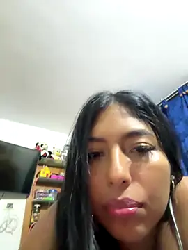 emmyjhonson07 webcam