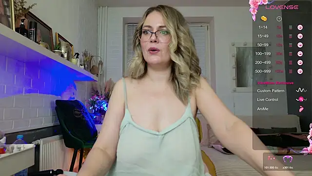 -Bullet_Nipples- webcam