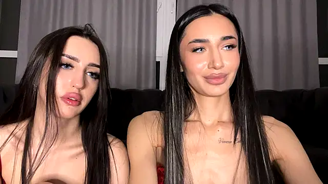 alissadreams (G teen) - flash topless 2 girls