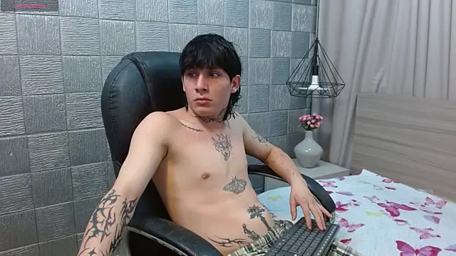 Iantwink18 webcam