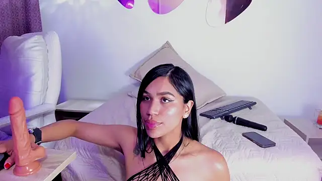 Caroliina_Saenz webcam