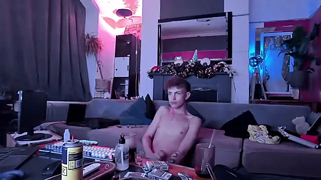 TheOnlyStefanNeeded webcam