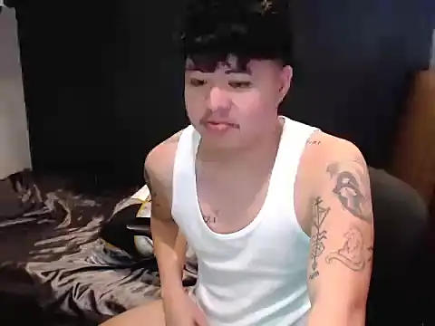 ASIANken911 webcam