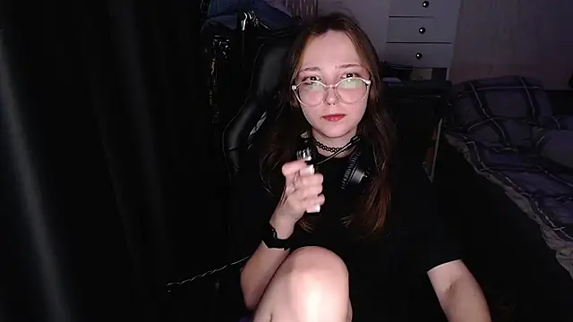 AmeliaKamishiro webcam