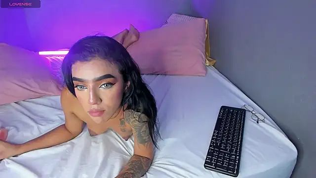 VictoriaMeller webcam