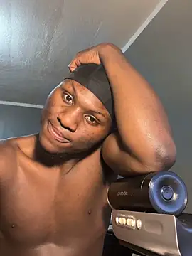 Festivitiesking1 Live Webcam on Stripchat