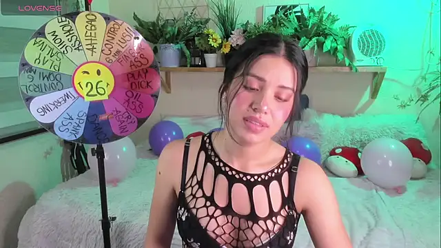 miaarose - MiaaRose's free webcam - UK Sex Cams