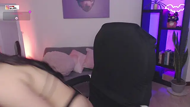 S_Lilith_ webcam