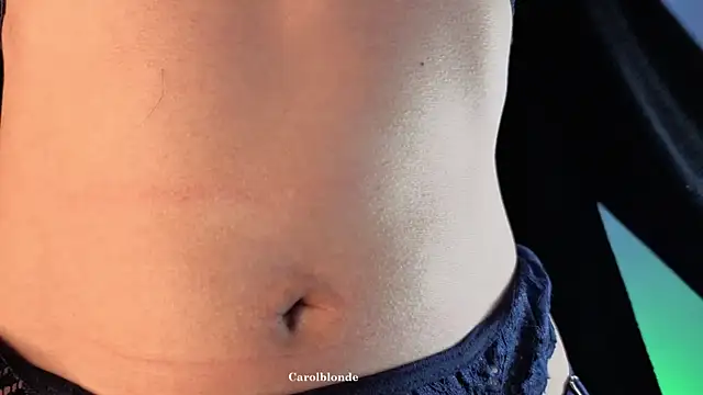 Carolblonde webcam