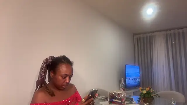 ChocolateCakeQueen webcam