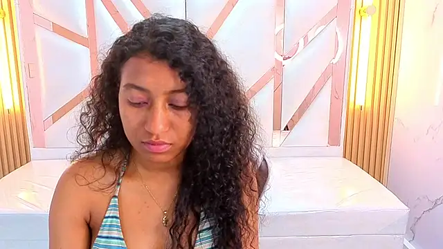 ninadelight_tp webcam