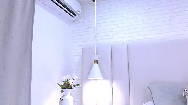 Sophie_DearGB webcam