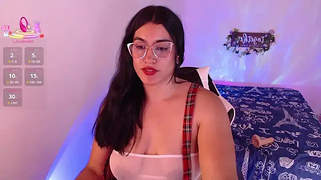 isabella_aristi03 live cam screenshot female on Tip.show – Interactive Live Cam Shows