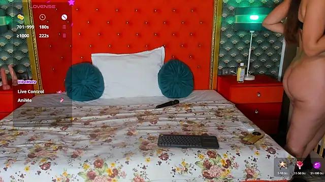 VallerieJones webcam