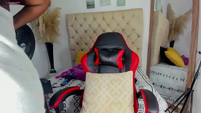 helena_copper_ - Helena_copper_'s free webcam