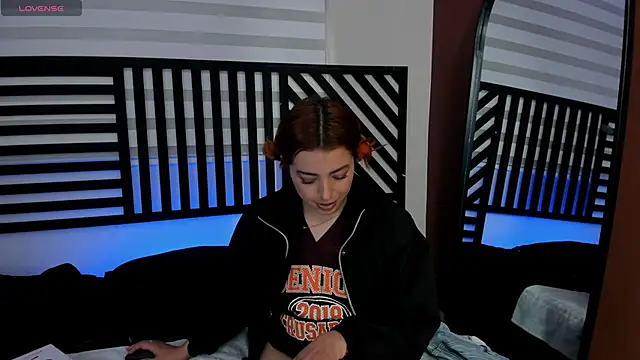 cattleya_veloza__ - Cattleya_veloza__'s free webcam - UK Sex Cams