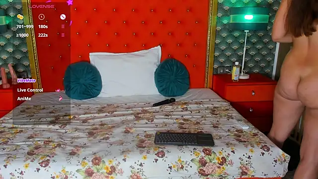 VallerieJones webcam