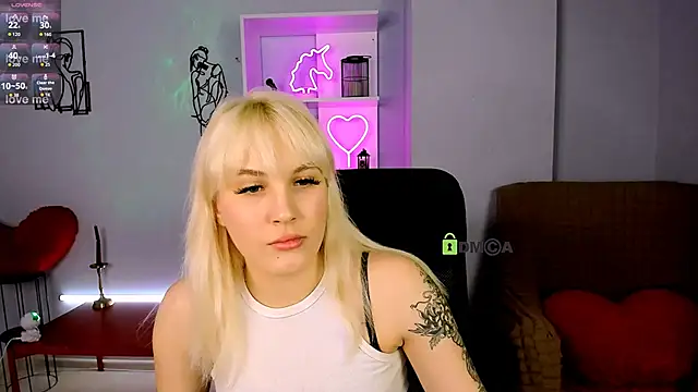 marta_smith (F teen) - show panties