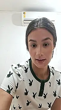 sofiaspicy (G young) - FICAR PELADINHA