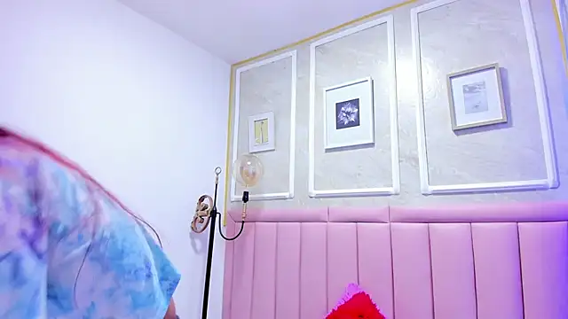 HoollyHendrix webcam