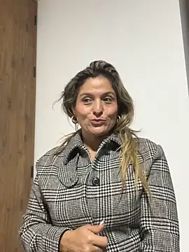 linda-mature43 webcam