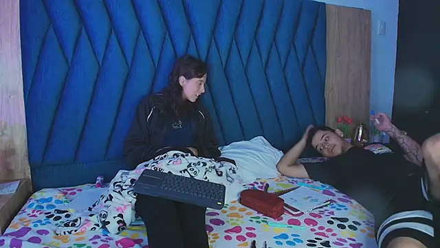 HellAndDante_ webcam