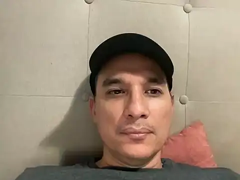 alex_ruiz85 webcam