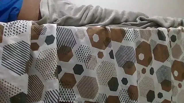 JUNINHOLEKEJR webcam