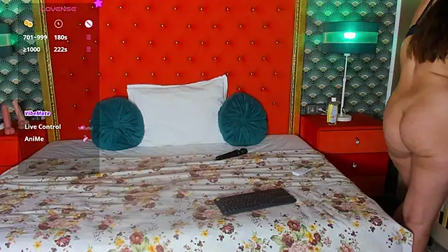 VallerieJones webcam