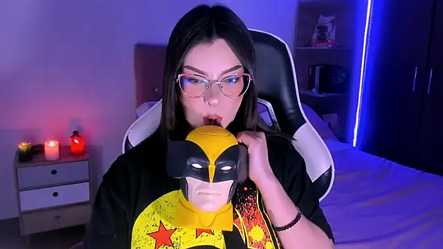 OphelianaRose33 webcam