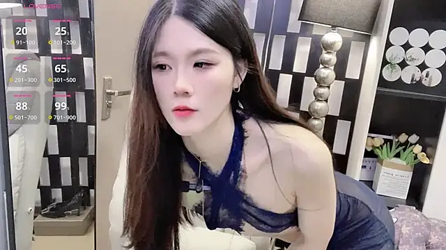 yueyue-mm (F young) - 打开第二洞，肛塞＋小粉入洞