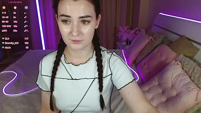 adelecutie - AdeleCutie's free webcam - UK Sex Cams