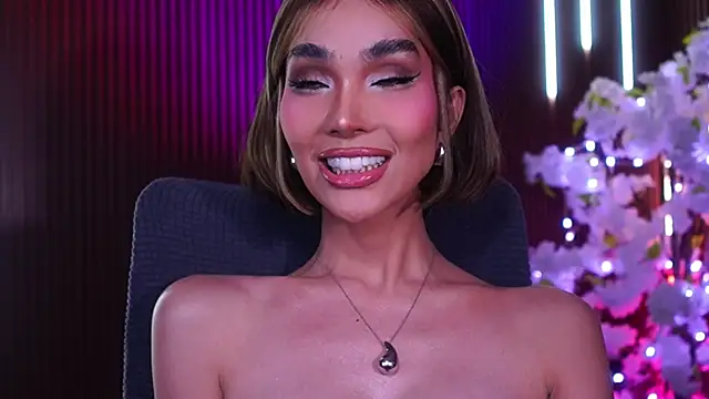 xxforyoureyesonlyxx webcam