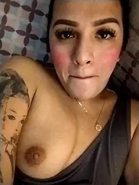 Yourbabyshane webcam