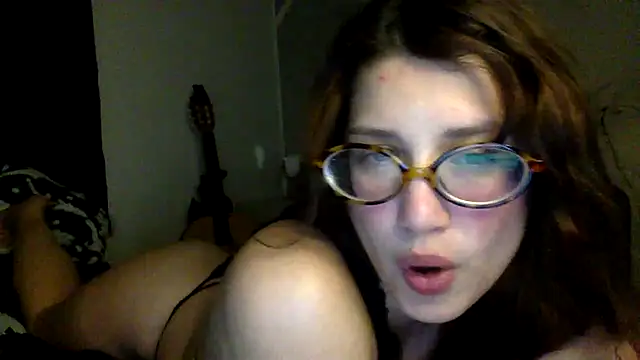 meowkillah13 - Meowkillah13's free webcam - UK Sex Cams