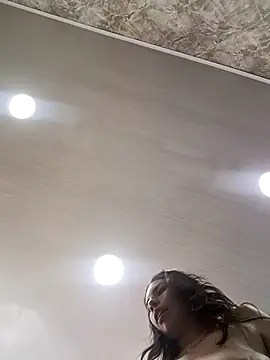 Viiolet_Stone webcam