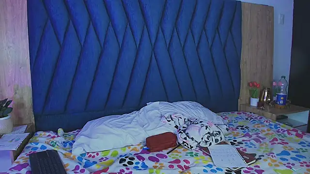 HellAndDante_ webcam